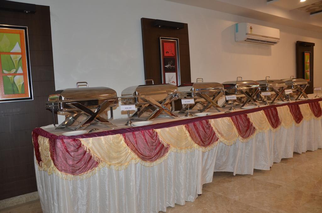 Hotel Park Plaza Βαρανάσι Εξωτερικό φωτογραφία
