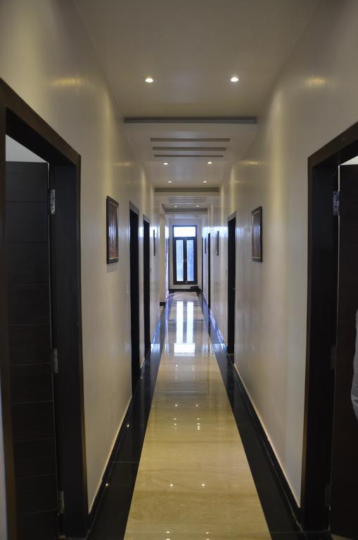 Hotel Park Plaza Βαρανάσι Εξωτερικό φωτογραφία