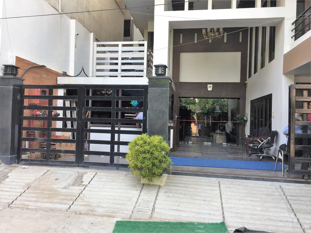 Hotel Park Plaza Βαρανάσι Εξωτερικό φωτογραφία
