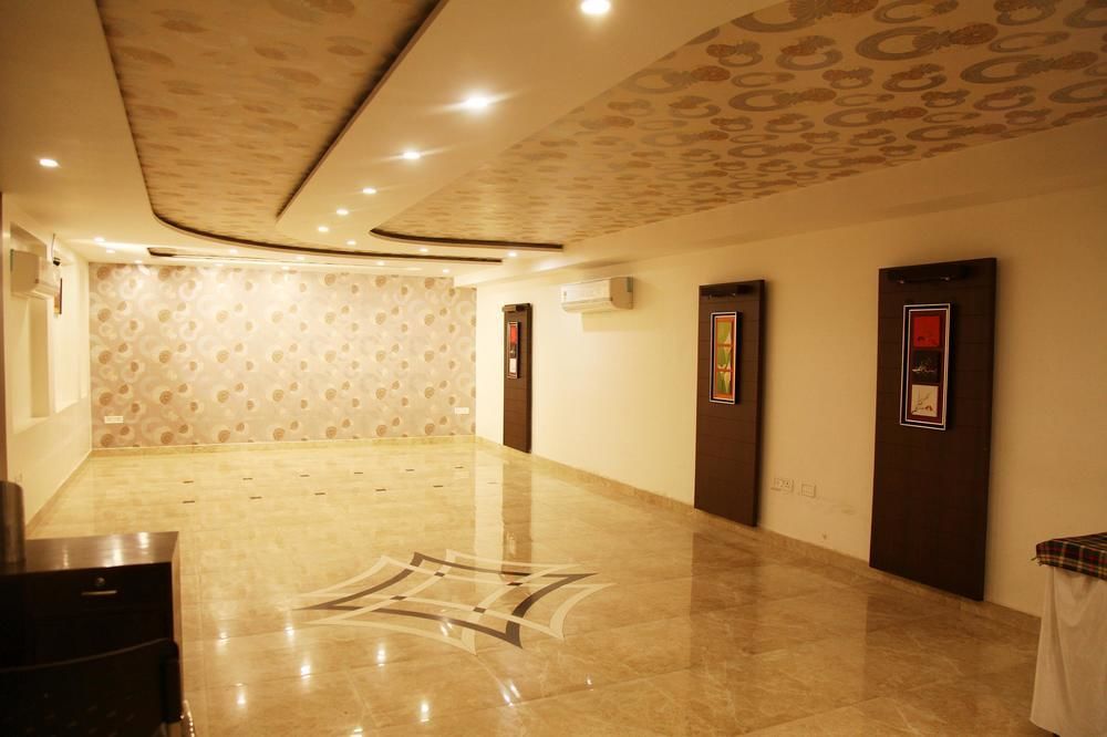 Hotel Park Plaza Βαρανάσι Εξωτερικό φωτογραφία